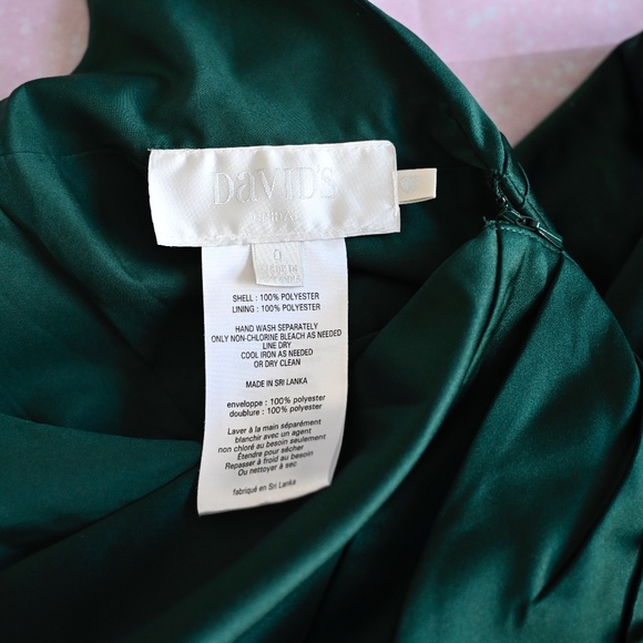 David’s Bridal Sleeveless Satin Mini Dress w/ Gold Leaf Waist – Size 0 - Picture 3 of 3